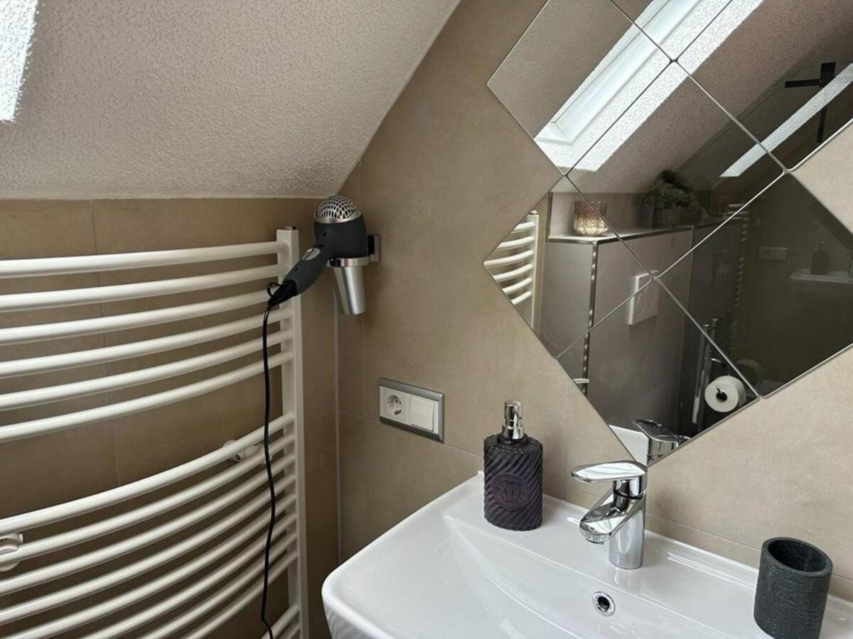 Lifestyle Apartment ซินส์ไฮม์ ภายนอก รูปภาพ
